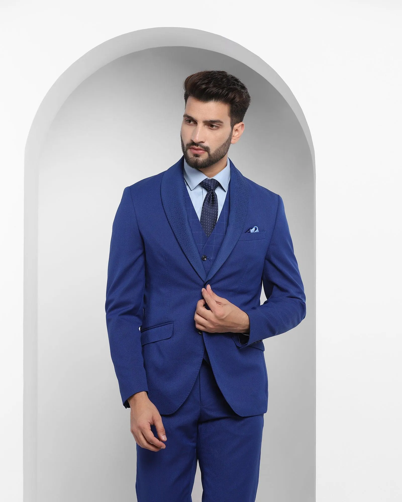 Tuxedo Three Piece Royal Blue Textured Formal Suit - Reto